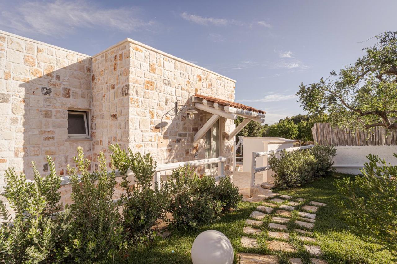 فندق Relais Il Trullo Della Rupe أوستوني المظهر الخارجي الصورة