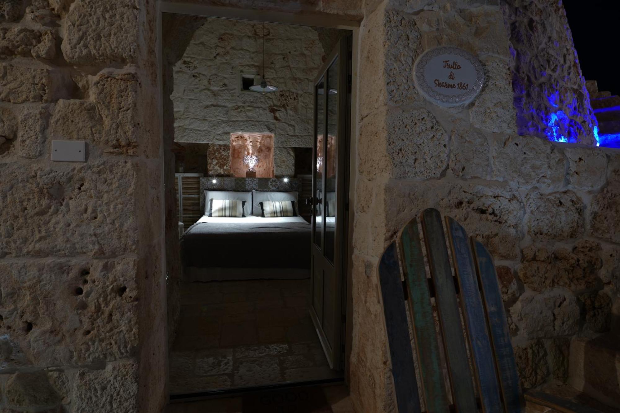 فندق Relais Il Trullo Della Rupe أوستوني المظهر الخارجي الصورة