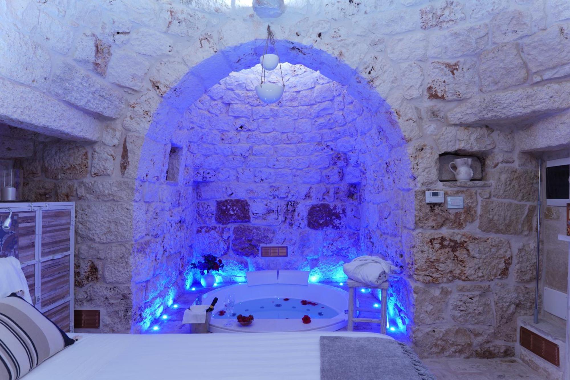 فندق Relais Il Trullo Della Rupe أوستوني المظهر الخارجي الصورة