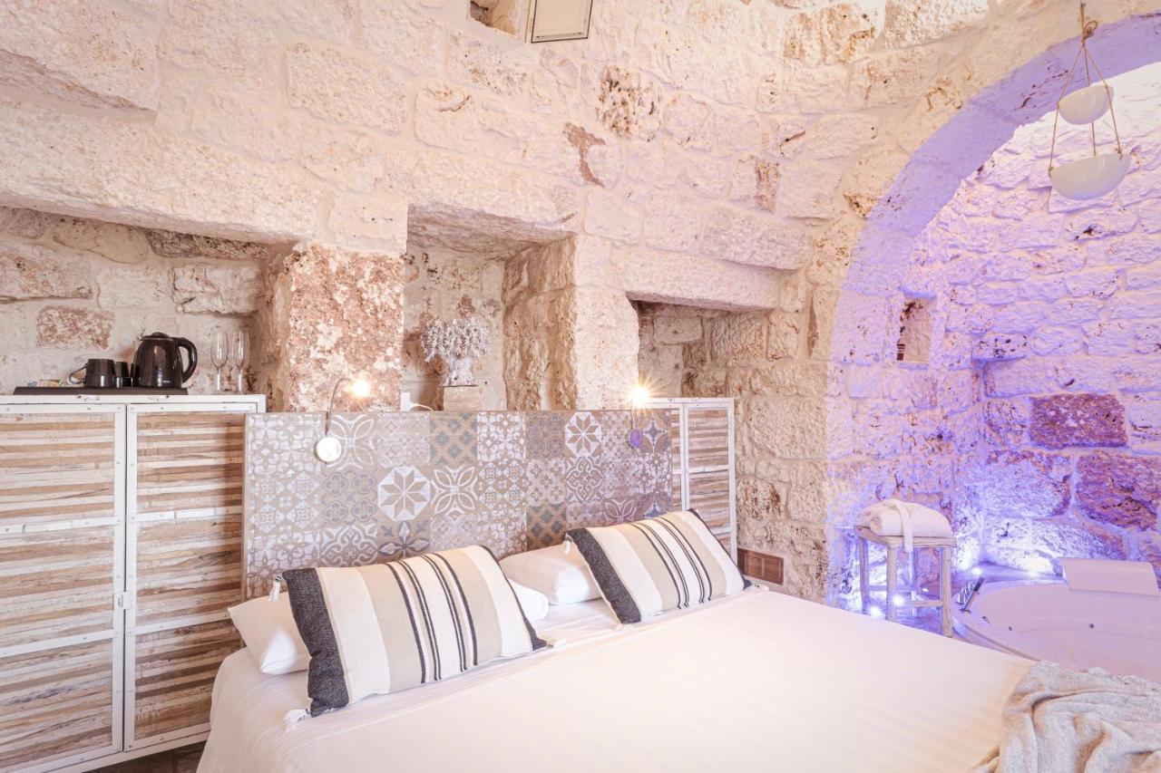 فندق Relais Il Trullo Della Rupe أوستوني المظهر الخارجي الصورة