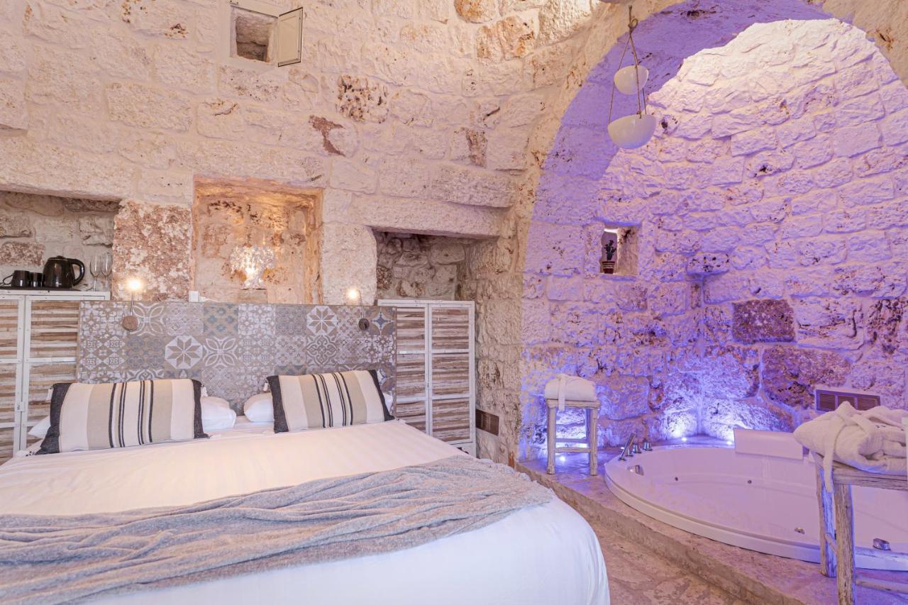 فندق Relais Il Trullo Della Rupe أوستوني المظهر الخارجي الصورة